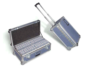 Multi media case for transporting media cartridges